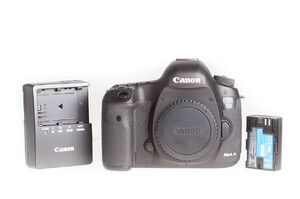 Lustrzanka Canon 5D Mark III body |25232| tylko 3875 zdjęć!