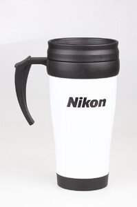 Kubek Nikon z plastikowym wkładem biały