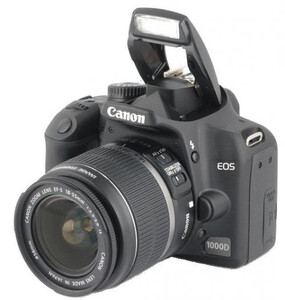 Lustrzanka Canon EOS 1000D + 18-55 IS
