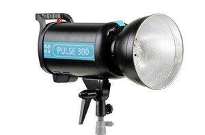 Lampa studyjna Quantuum Pulse 300