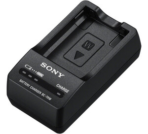 Ładowarka Sony BC-TRW do akumulatora Sony NP-FW50