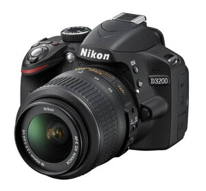 Nikon D3200 czarny + obiektyw 18-55 VR II